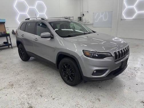 2019 Jeep Cherokee Latitude