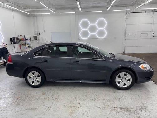 2011 Chevrolet Impala LS