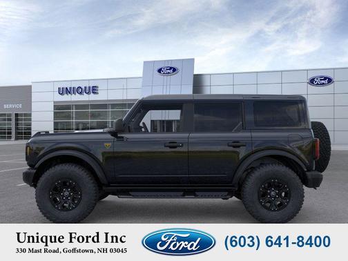 Shadow Black 2026 Ford Bronco Badlands