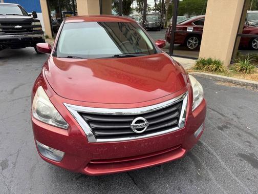 Cayenne Red Metallic 2013 Nissan Altima 2.5 SV