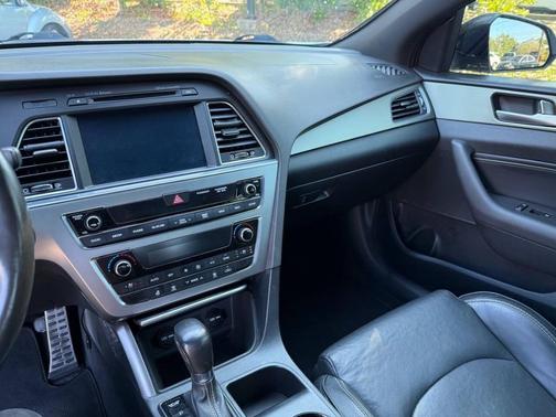 2016 Hyundai SONATA Limited 2.0T