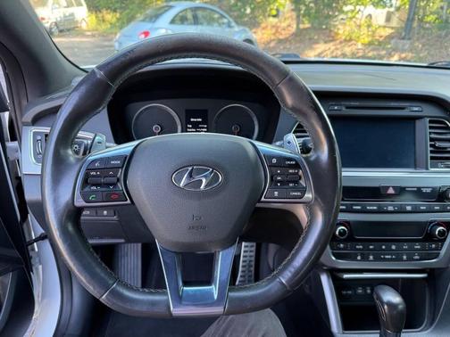 2016 Hyundai SONATA Limited 2.0T