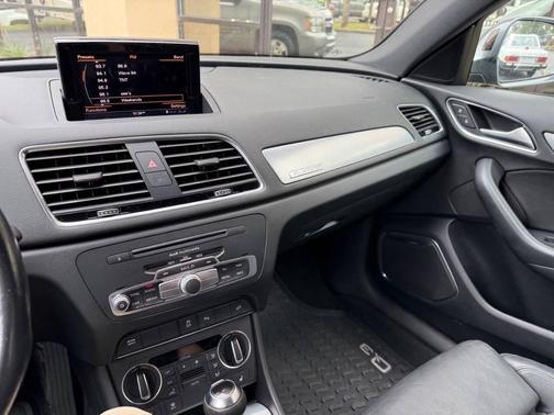 2017 Audi Q3 2.0T Prestige