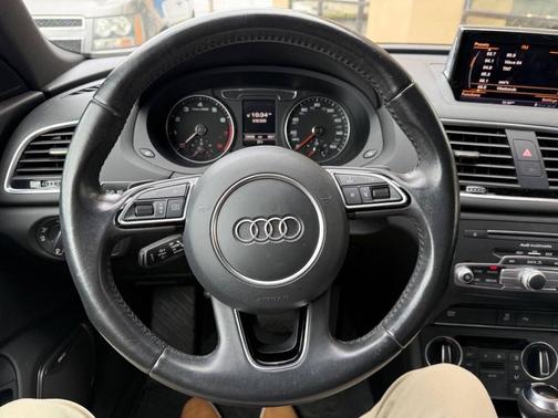 2017 Audi Q3 2.0T Prestige