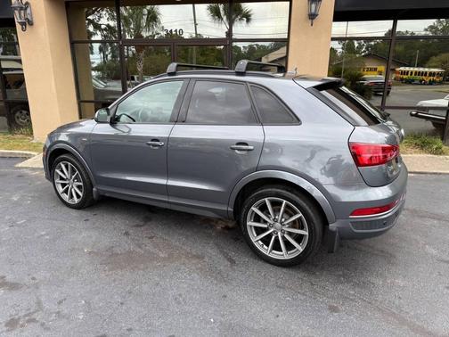 2017 Audi Q3 2.0T Prestige