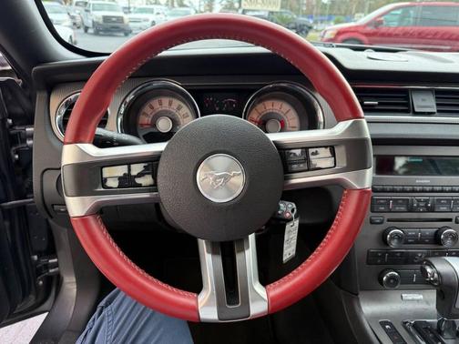 2010 Ford Mustang GT Premium