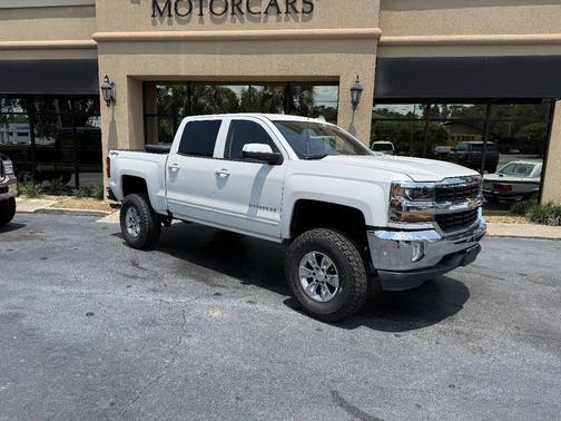 Summit White 2018 Chevrolet Silverado 1500 1LT