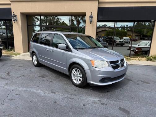 Billet Silver Metallic Clearcoat 2014 Dodge Grand Caravan SXT