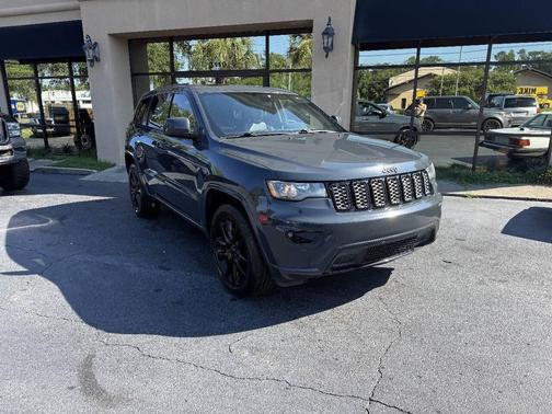 Rhino Clearcoat 2017 Jeep Grand Cherokee Altitude