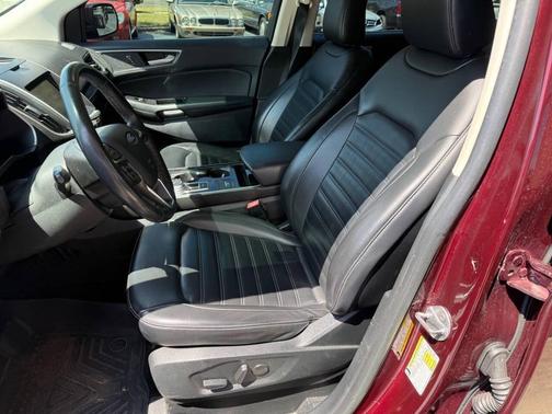 Burgundy Velvet Metallic Tinted Clearcoat 2020 Ford Edge SEL