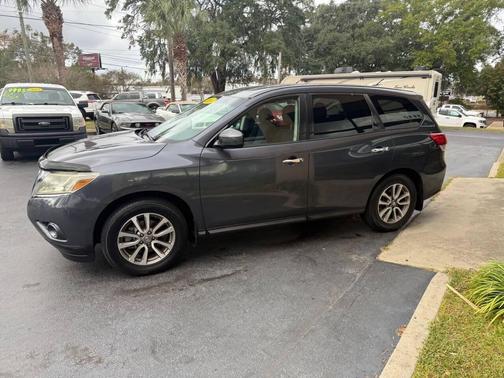 2014 Nissan Pathfinder S