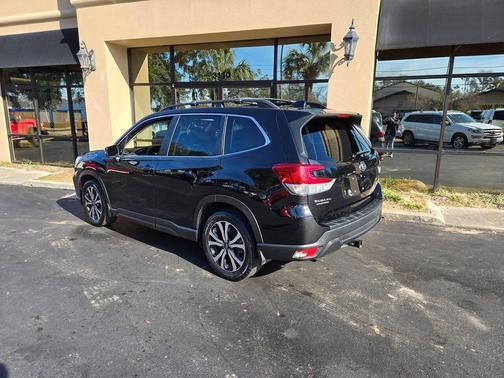 Crystal Black Silica 2019 Subaru Forester Limited