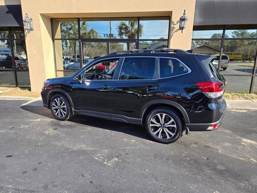 Crystal Black Silica 2019 Subaru Forester Limited