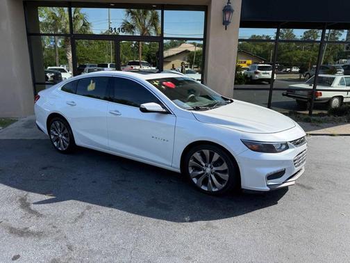 Summit White 2016 Chevrolet Malibu Premier