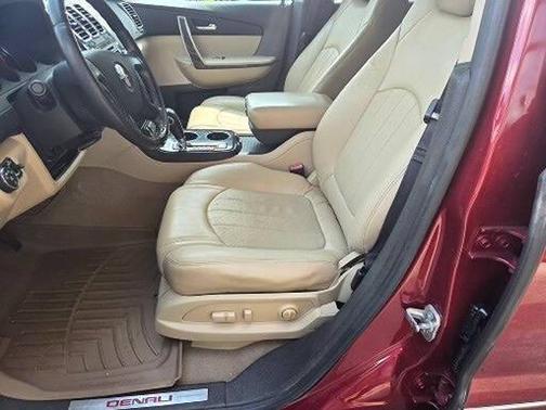 2011 GMC Acadia Denali