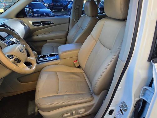 2014 Nissan Pathfinder SL