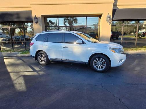 2014 Nissan Pathfinder SL