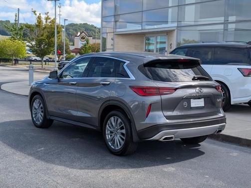 2025 INFINITI QX50 PURE
