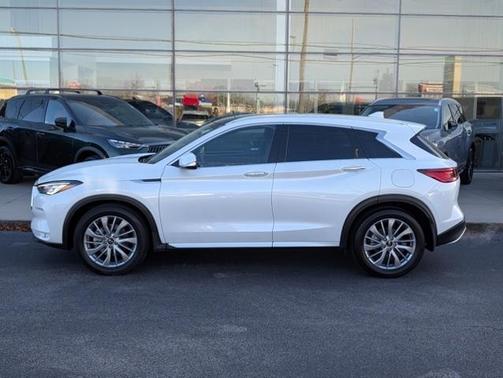 2025 INFINITI QX50 LUXE