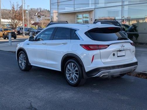 2025 INFINITI QX50 LUXE