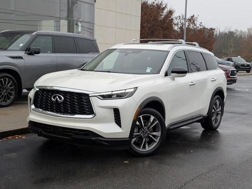 2025 INFINITI QX60 LUXE