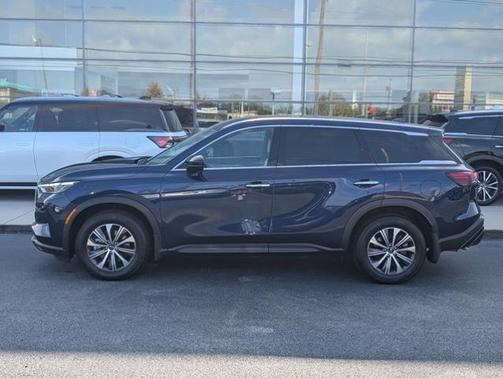 2025 INFINITI QX60 PURE