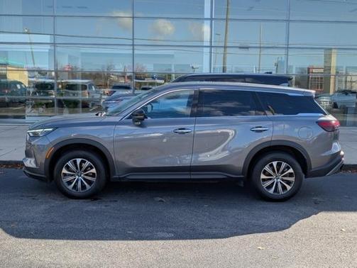 2023 INFINITI QX60 PURE