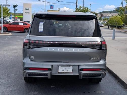 2025 INFINITI QX80 SENSORY