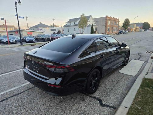 2025 Honda Accord Sport SE 1.5T