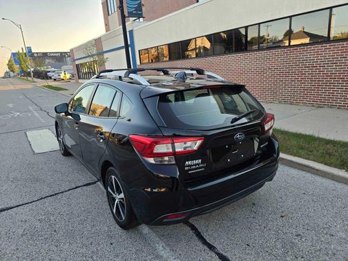 2019 Subaru Impreza 2.0i Premium
