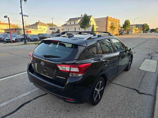 2019 Subaru Impreza 2.0i Premium