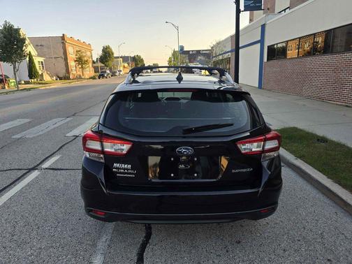 2019 Subaru Impreza 2.0i Premium