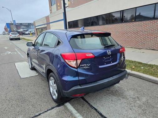 2016 Honda HR-V LX