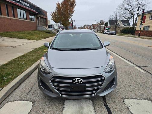 2016 Hyundai Elantra GT Base