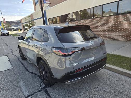 Urban Gray Pearl 2024 Honda HR-V Sport AWD CVT w/o BSI