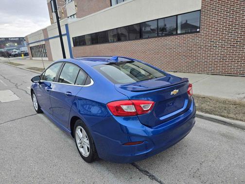 2016 Chevrolet Cruze LT Auto