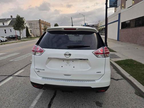 2016 Nissan Rogue S
