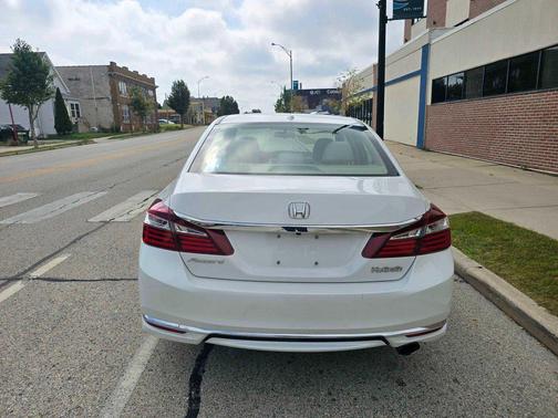 2017 Honda Accord EX
