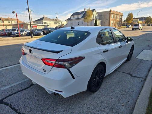 2022 Toyota Camry SE