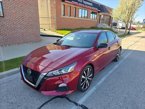 2021 Nissan Altima SR FWD