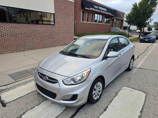 2015 Hyundai Accent GLS