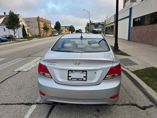 2015 Hyundai Accent GLS