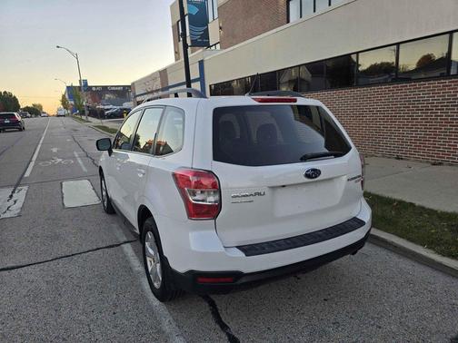 2015 Subaru Forester 2.5i