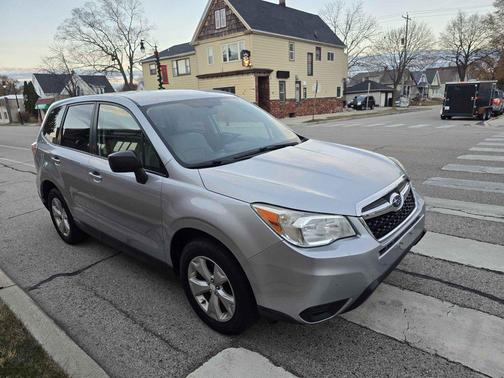 2014 Subaru Forester 2.5i