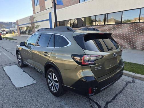 Autumn Green Metallic 2020 Subaru Outback Premium CVT
