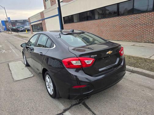Tungsten Metallic 2016 Chevrolet Cruze 4dr Sdn Auto LT