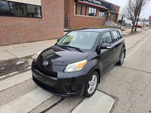 2010 Scion xD XD 4 DOOR HATCHBACK 1.8L 4 CYL