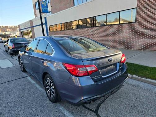 2018 Subaru Legacy Base
