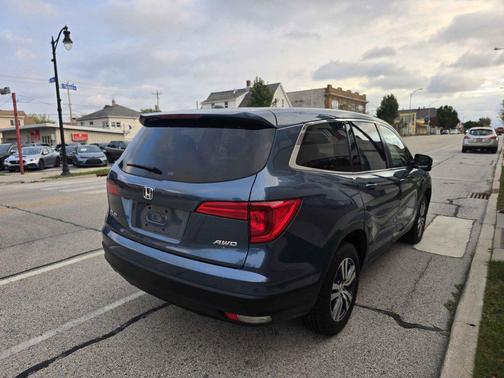 2017 Honda Pilot EX