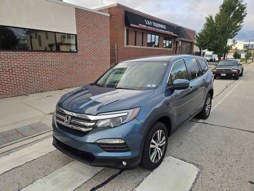 2017 Honda Pilot EX